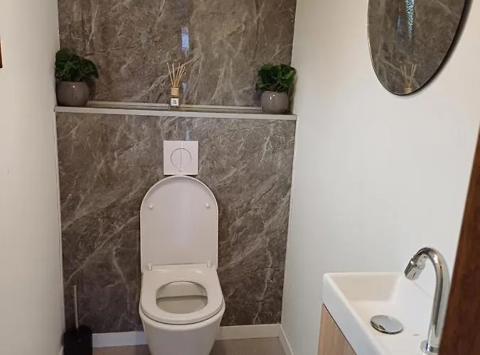 Vrijstaand Met Veel Buitenruimte En Veranda Chalet Zuid-Scharwoude